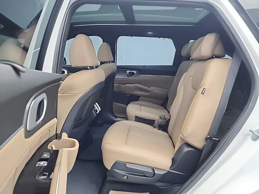 KIA Sorento - Vista 12