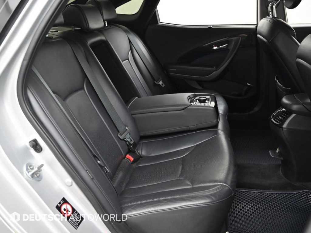 HYUNDAI Grandeur - Vista 12