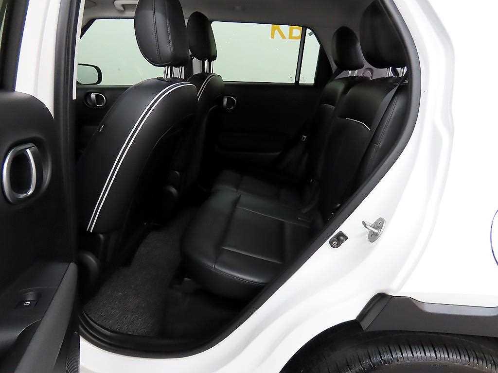 HYUNDAI Casper - Vista 6