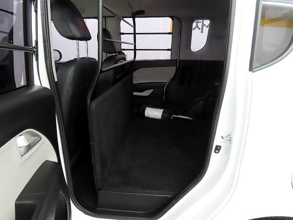 KIA Ray - Vista 6