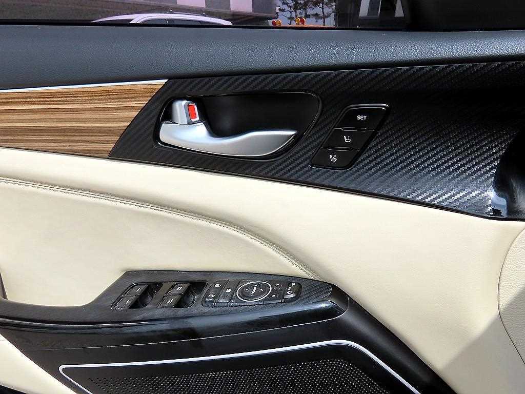 KIA K7 - Vista 12