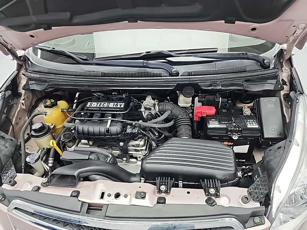Chevrolet Spark - Vista 5