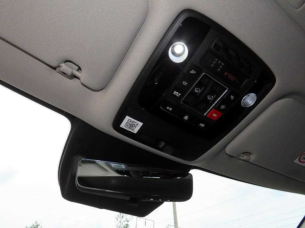 KIA Carnival 2025 Negro - Importación desde Corea - HF Imports Iquique - Foto 14