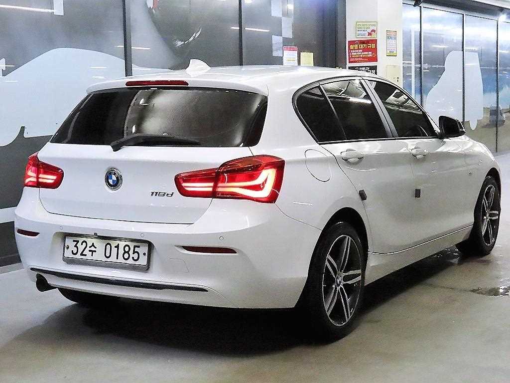 BMW 1 series - Vista 4