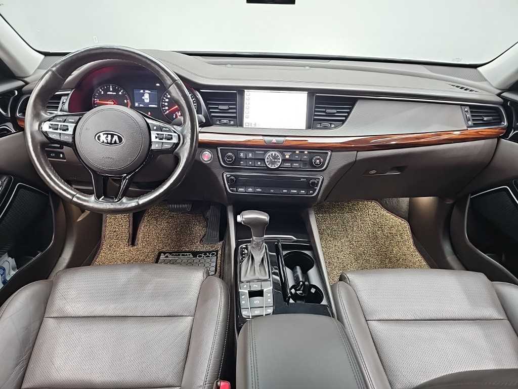 KIA K7 - Vista 7
