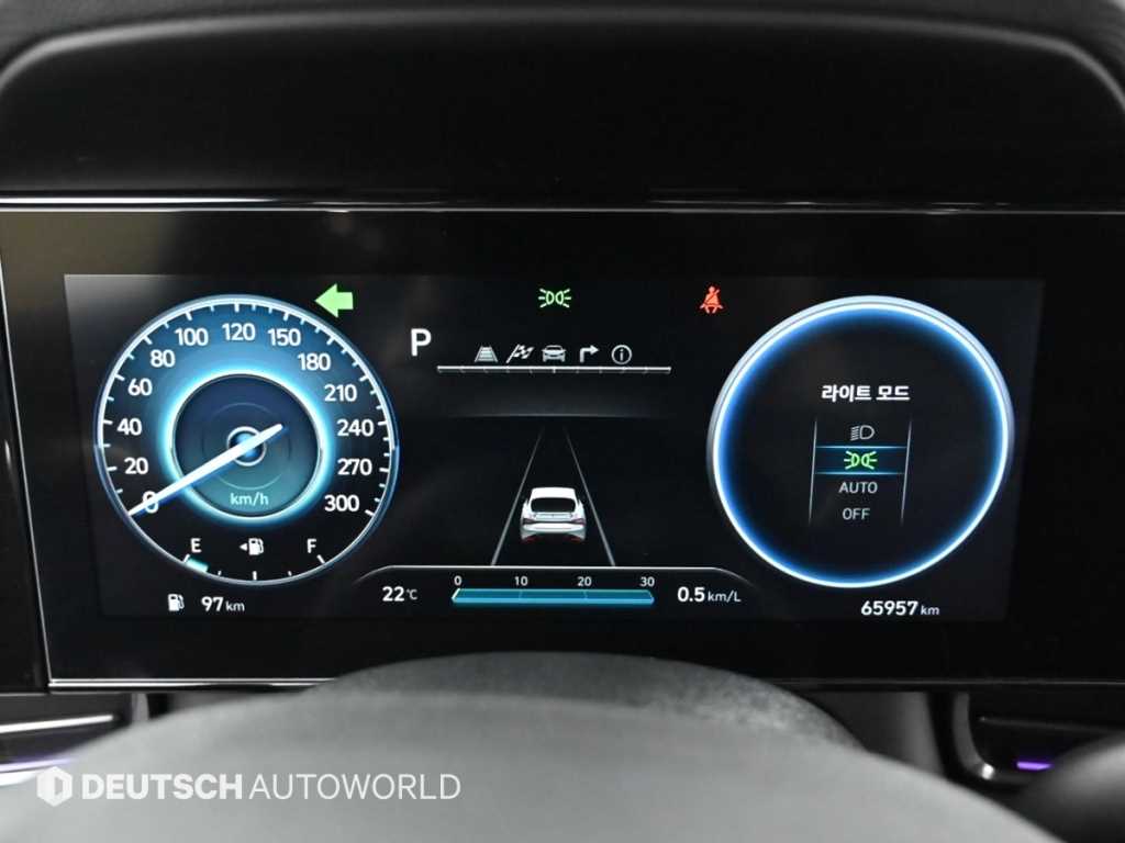 HYUNDAI Avante - Vista 8