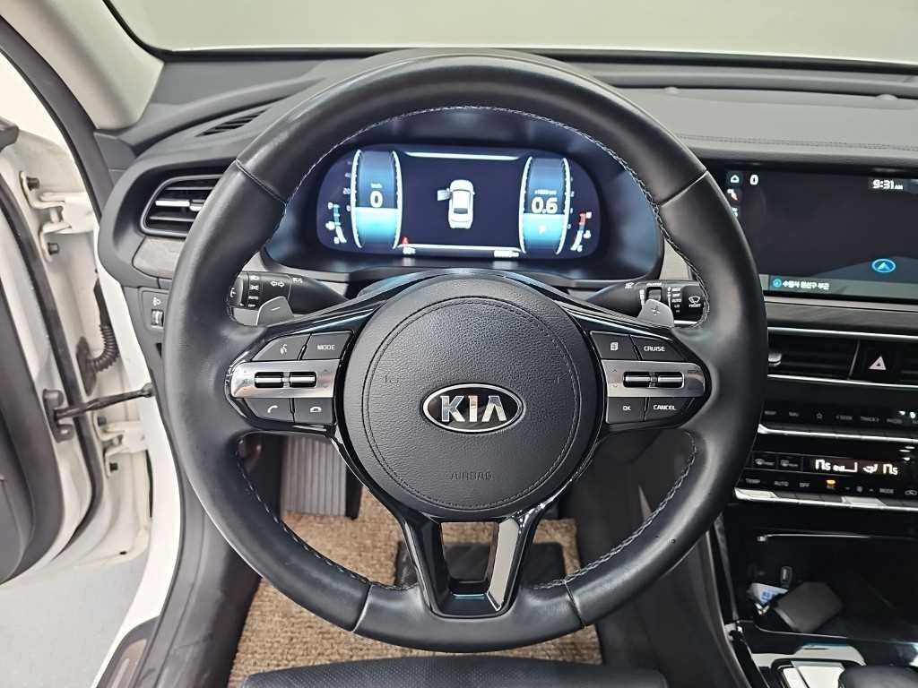 KIA K7 - Vista 9