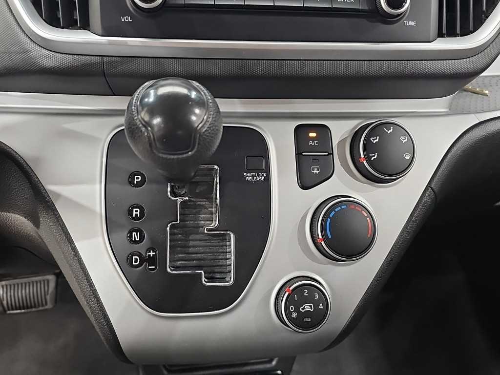 KIA Ray - Vista 8