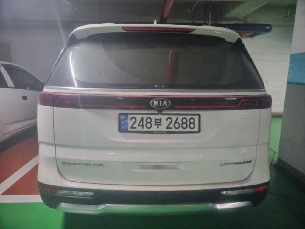 KIA Carnival - Vista 2