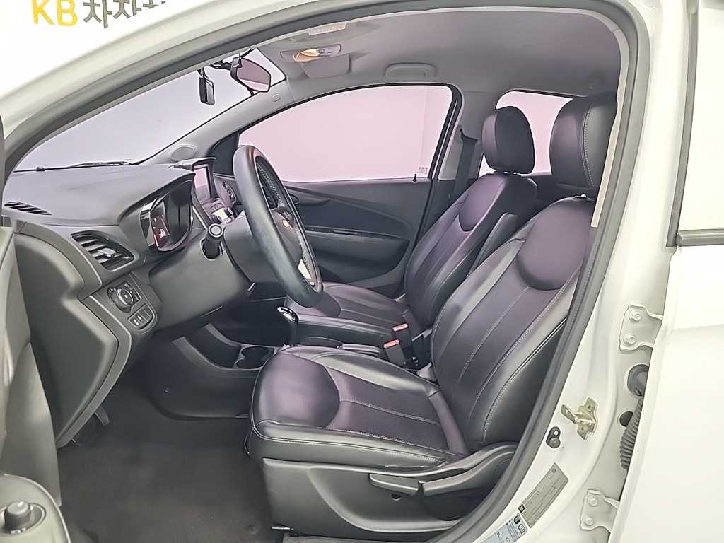 Chevrolet Spark - Vista 11