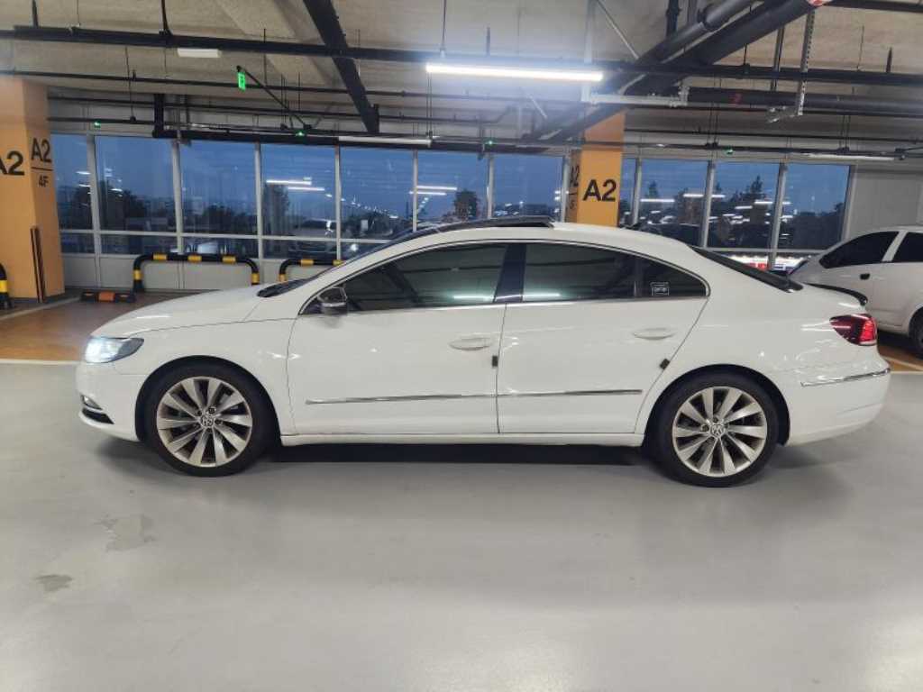 Volkswagen CC - Vista 4