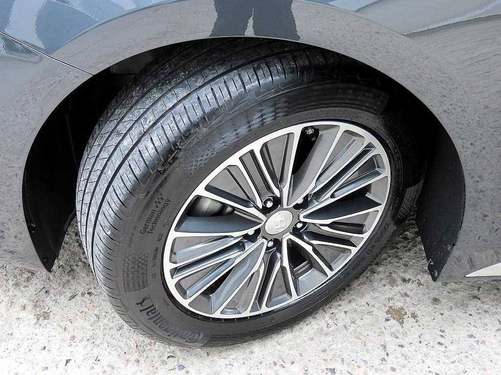 HYUNDAI Grandeur 2018 Gris - Importación desde Corea - HF Imports Iquique - Foto 20