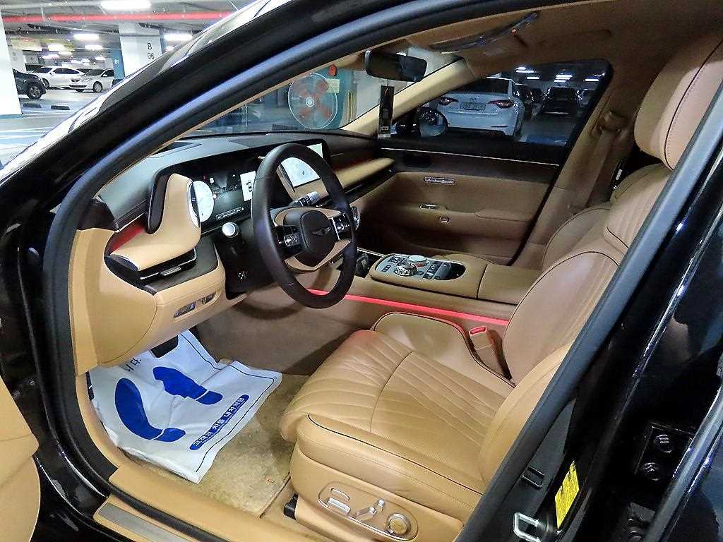 Genesis G90 - Vista 6