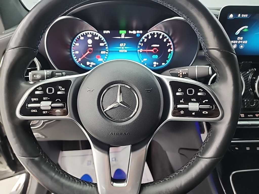 Mercedes Benz GLC Class - Vista 9