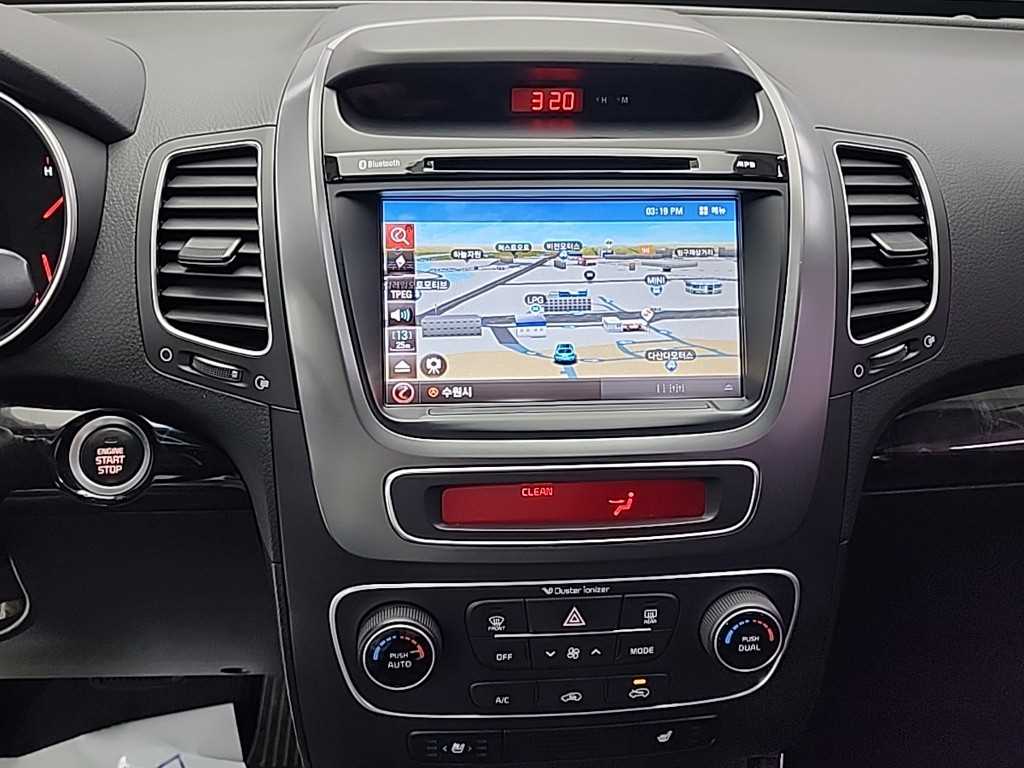 KIA Sorento - Vista 10