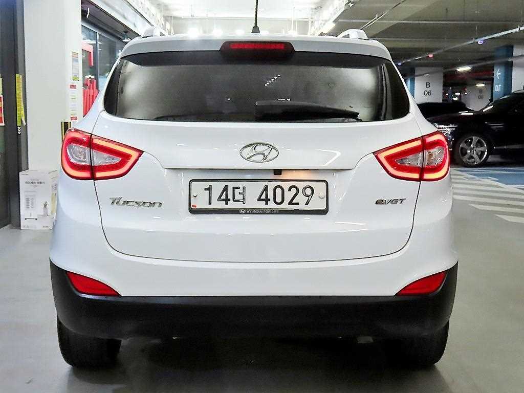 HYUNDAI Tucson - Vista 5