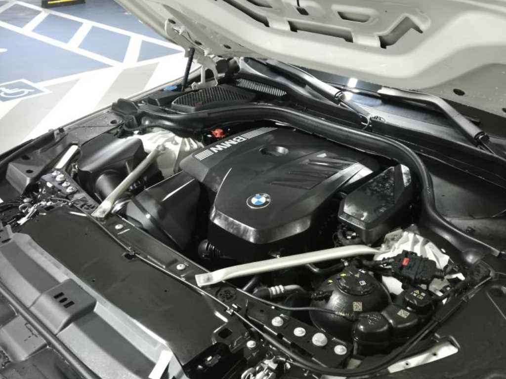 BMW 5 Series 2024 - Importación desde Corea - HF Imports Iquique - Foto 18