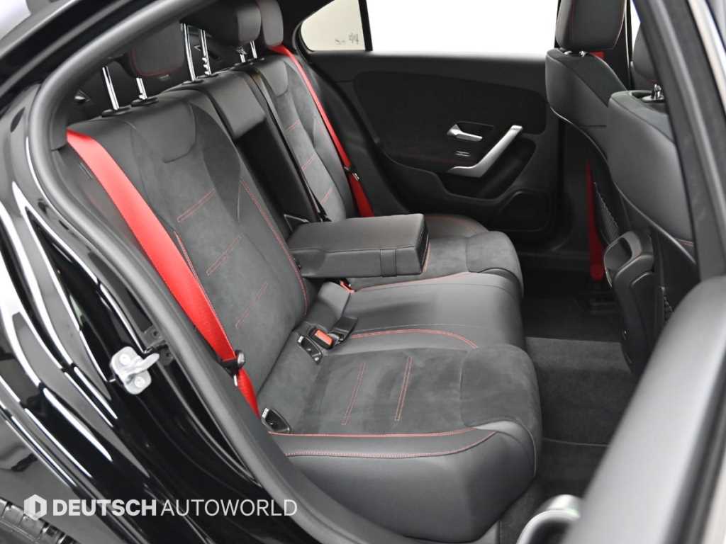 Mercedes Benz A Class - Vista 12