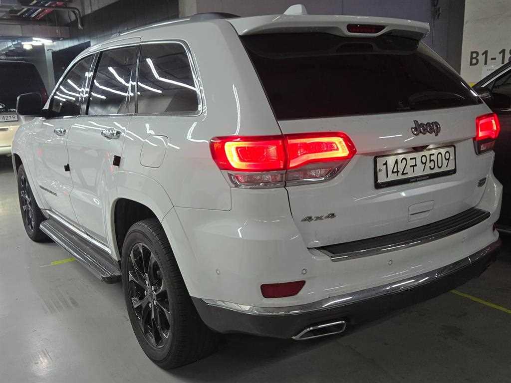 Jeep Cherokee - Vista 3
