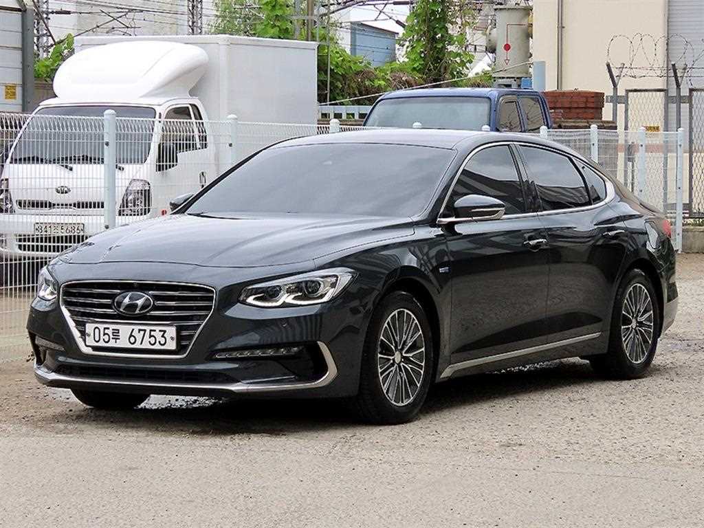HYUNDAI Grandeur - Vista 2