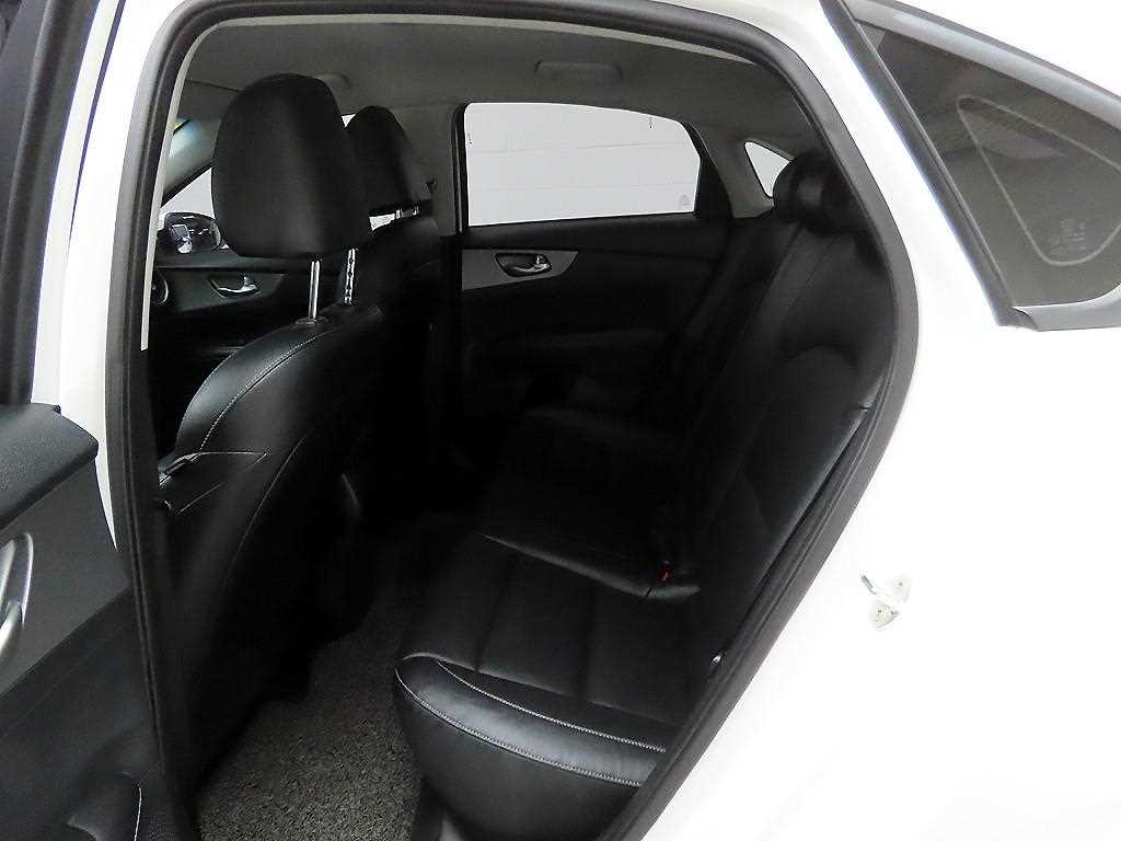 KIA K3 2019 - Importación desde Corea - HF Imports Iquique - Foto 14
