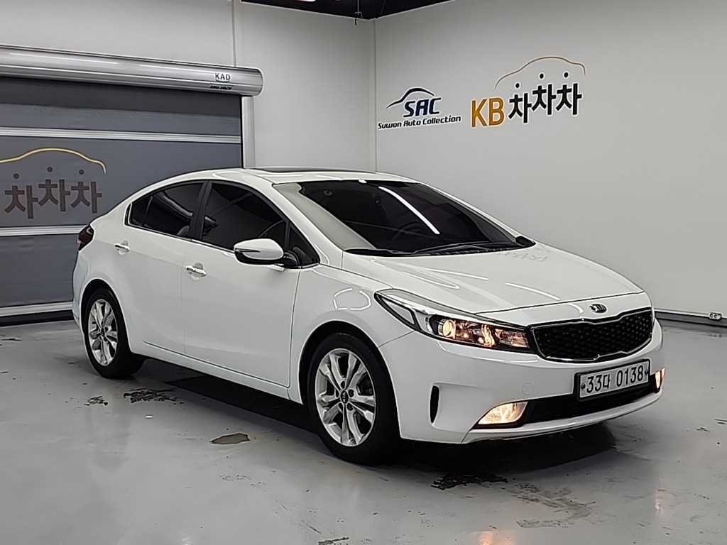 KIA K3 - Vista 4