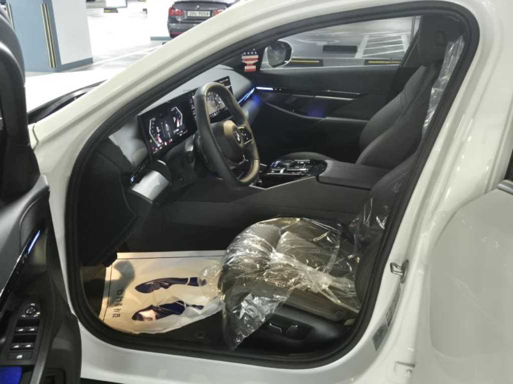 BMW 5 Series - Vista 7