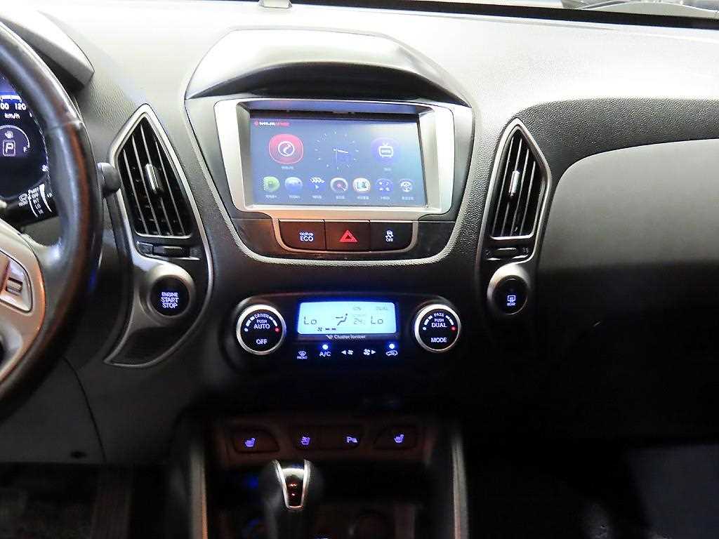 HYUNDAI Tucson - Vista 11