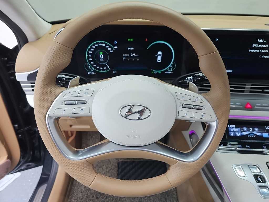 HYUNDAI Grandeur - Vista 9