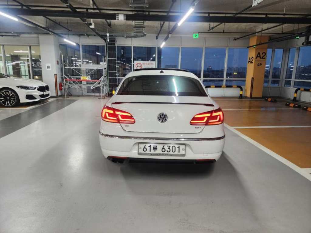 Volkswagen CC - Vista 8