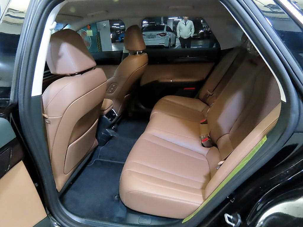 HYUNDAI Grandeur - Vista 7