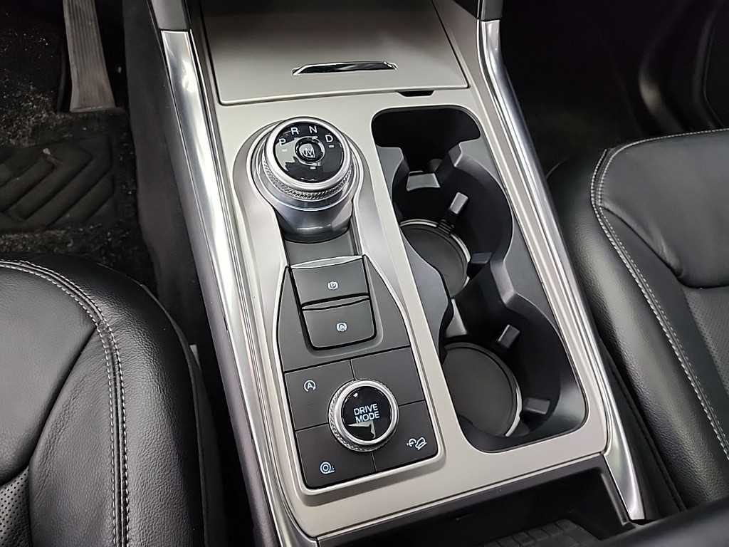 Ford Explorer - Vista 8