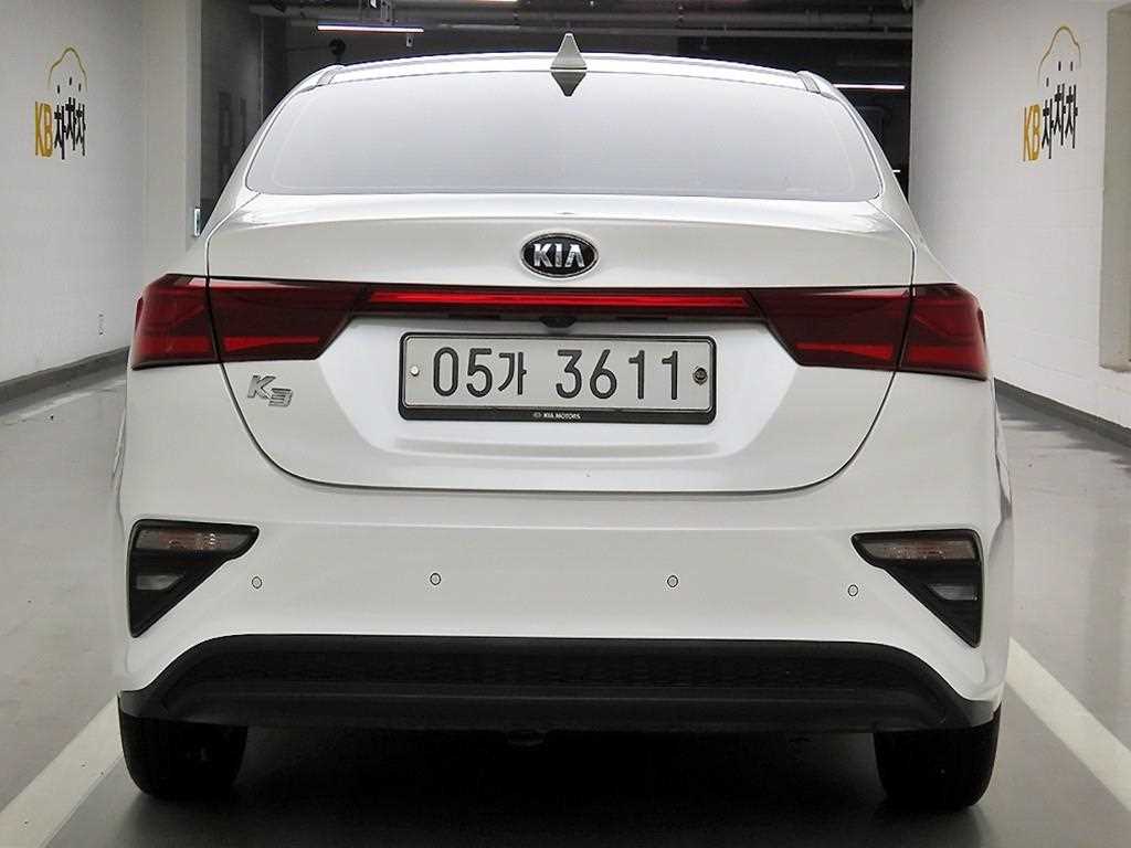KIA K3 - Vista 3
