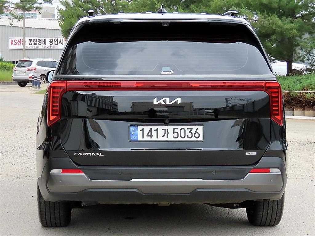 KIA Carnival - Vista 4