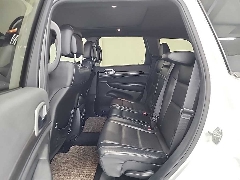 Jeep Cherokee - Vista 12