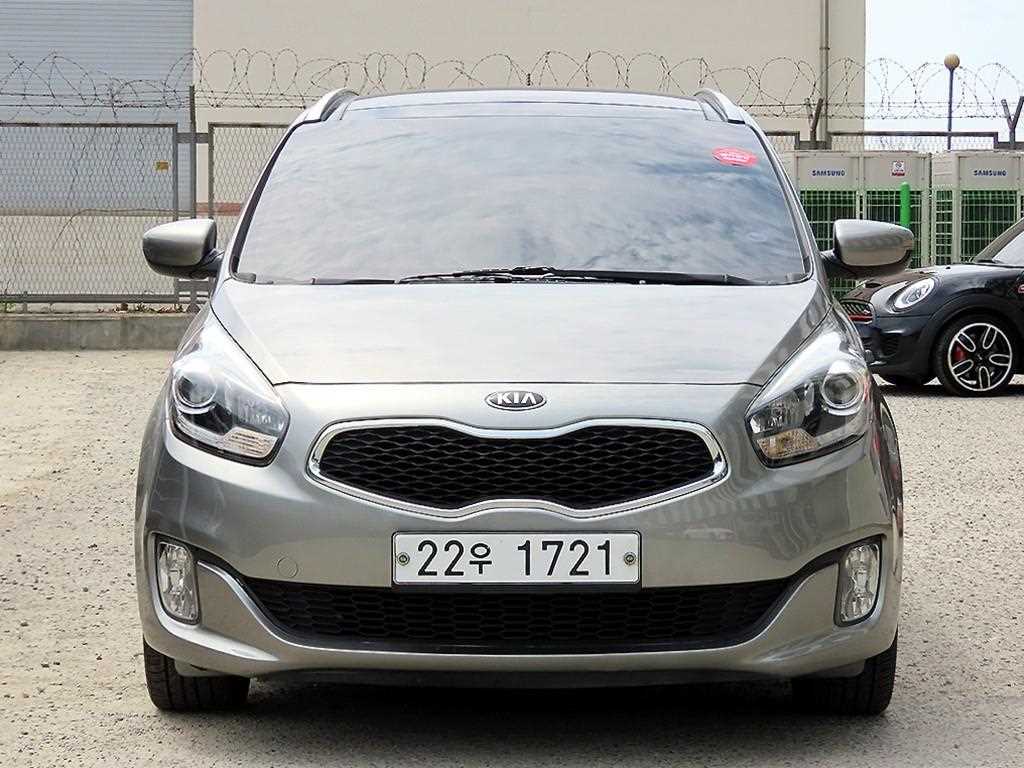 KIA Carens 2014 Gris - Importación desde Corea - HF Imports Iquique - Foto 1