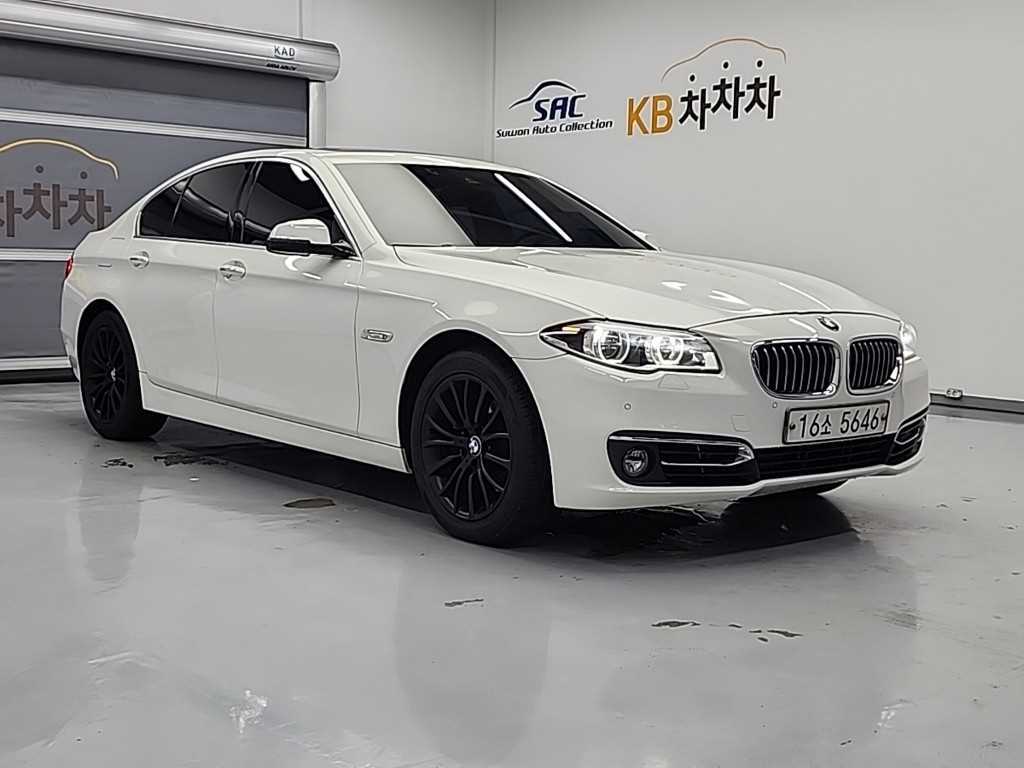 BMW 5 Series - Vista 4