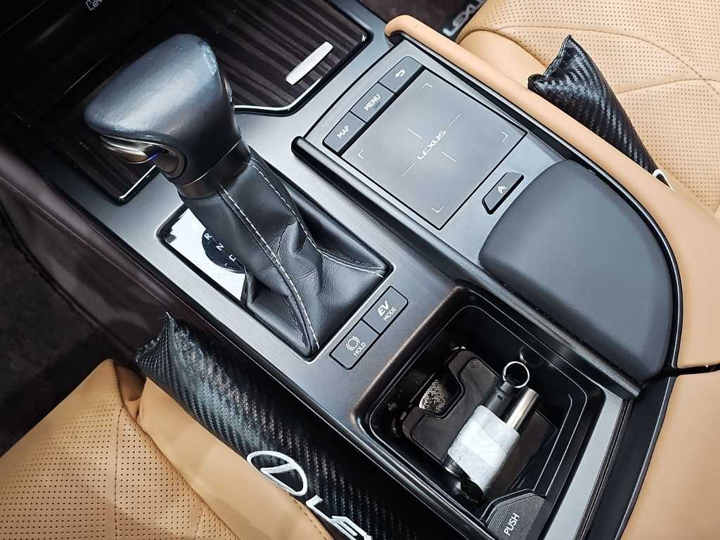 Lexus ES - Vista 8