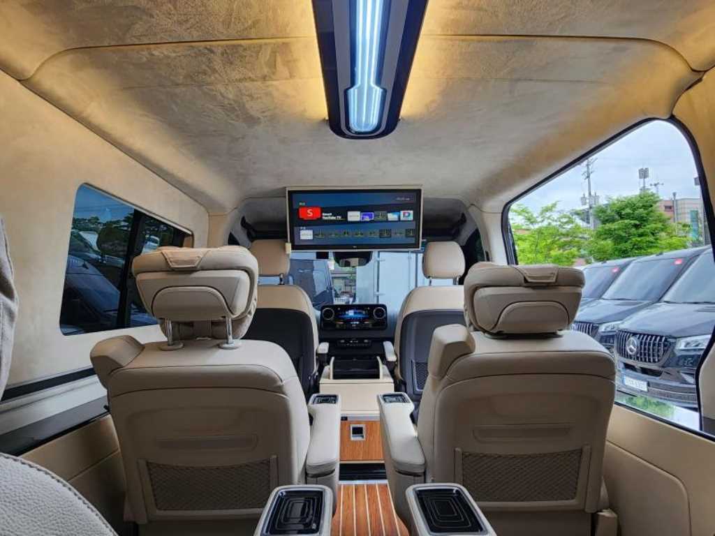 Mercedes Benz Sprinter - Vista 8