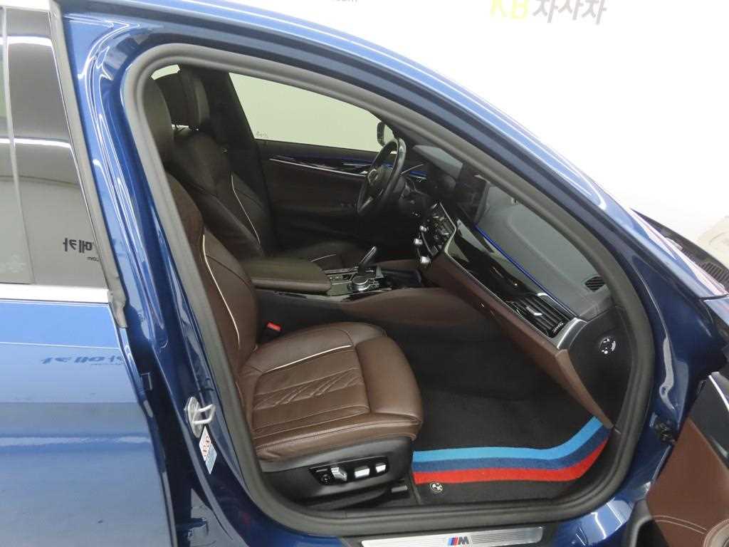 BMW 5 Series - Vista 8