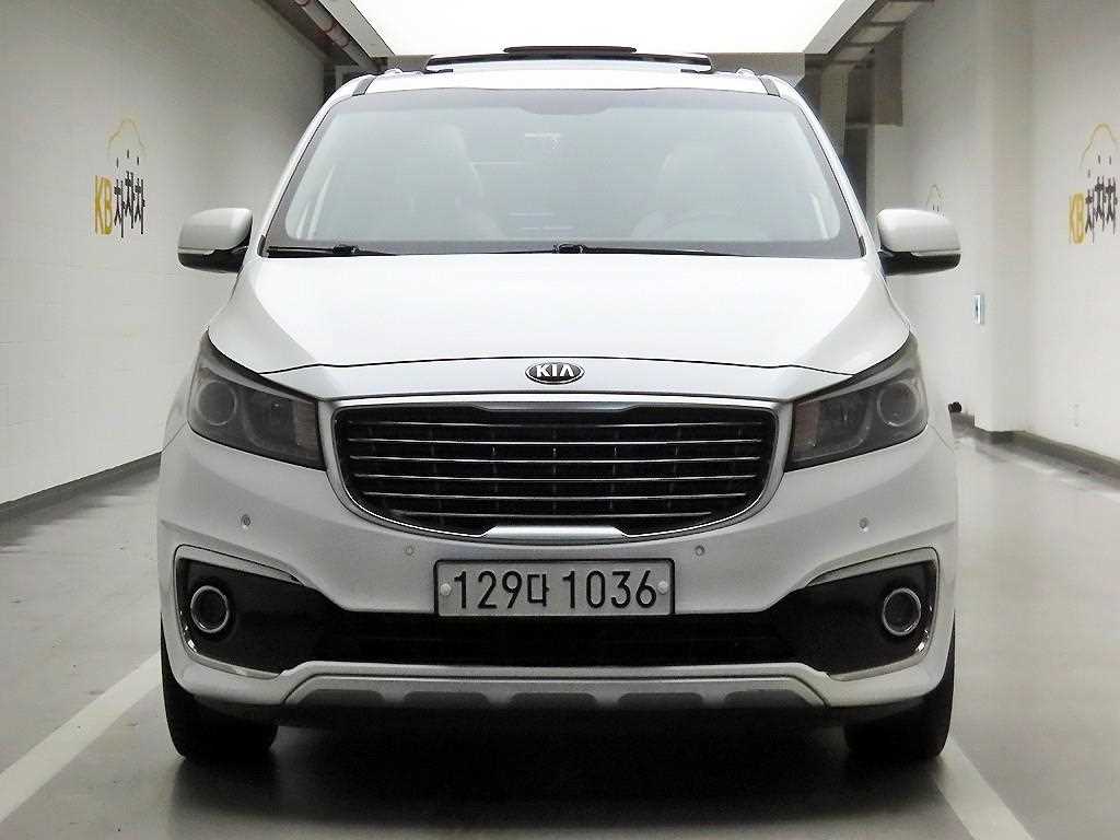 KIA Carnival 2016 - Importación desde Corea - HF Imports Iquique - Foto 1