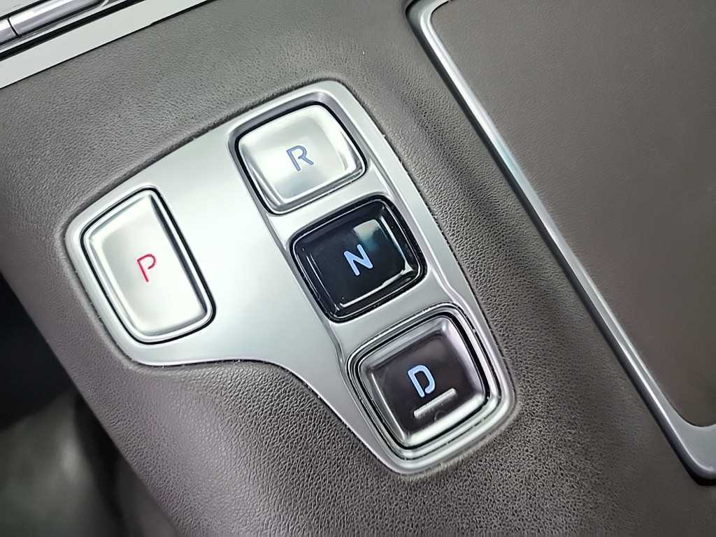 HYUNDAI Grandeur - Vista 8