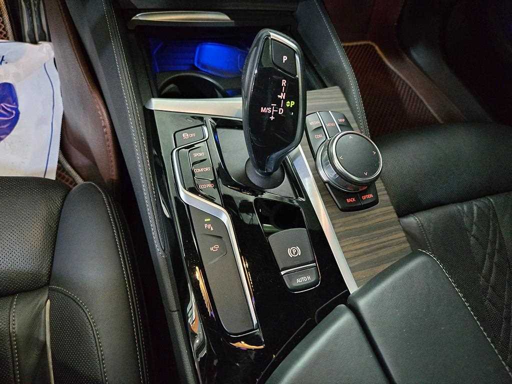 BMW 5 Series - Vista 12
