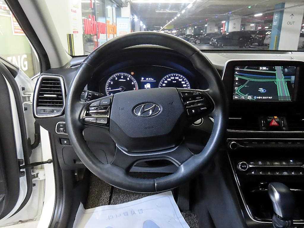 HYUNDAI Grandeur - Vista 8