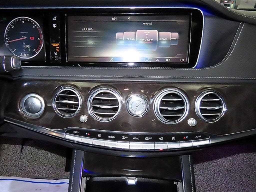 Mercedes Benz S Class - Vista 11