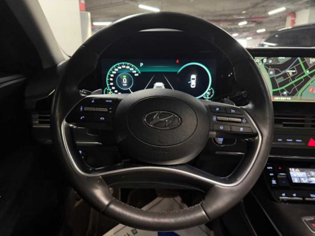 HYUNDAI Grandeur - Vista 8