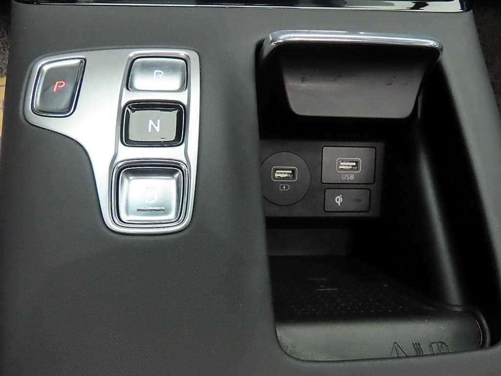 HYUNDAI Grandeur - Vista 10