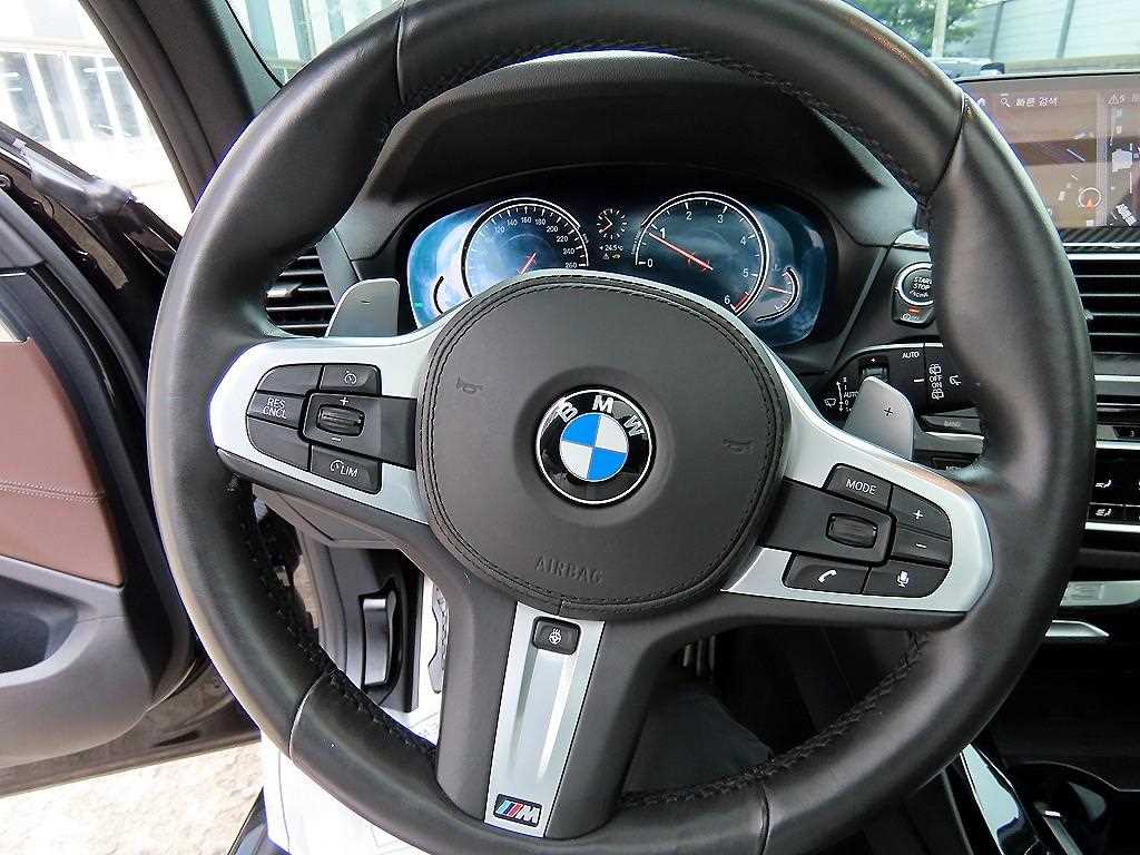 BMW X3 - Vista 8