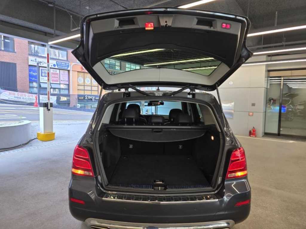 Mercedes Benz GLK Class - Vista 3