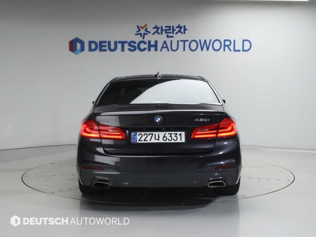 BMW 5 Series - Vista 4